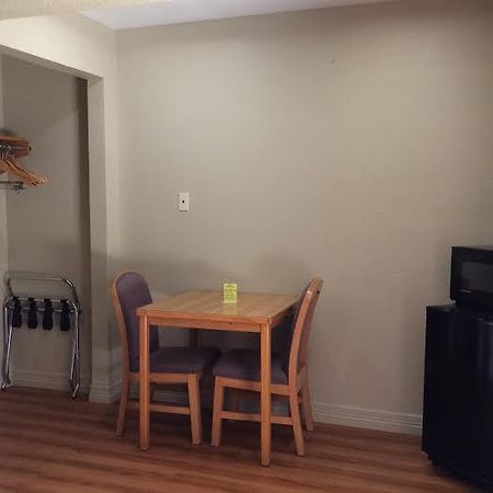 Stratford House Inn And Suites Temple Bilik gambar